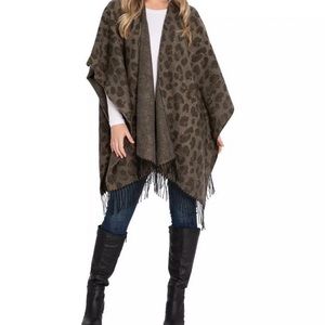 Woolrich cozy blanket wrap leopard OSFA